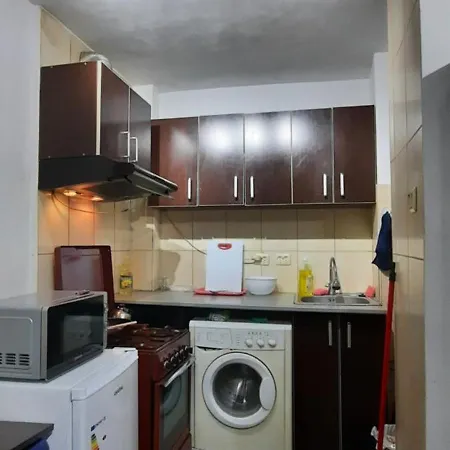 Apartamentul Taberei Apartment