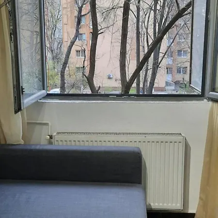 Apartamentul Taberei Apartment